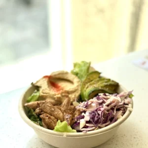 Ensalada de pollo y palta