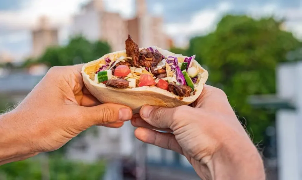 Pita con carne
